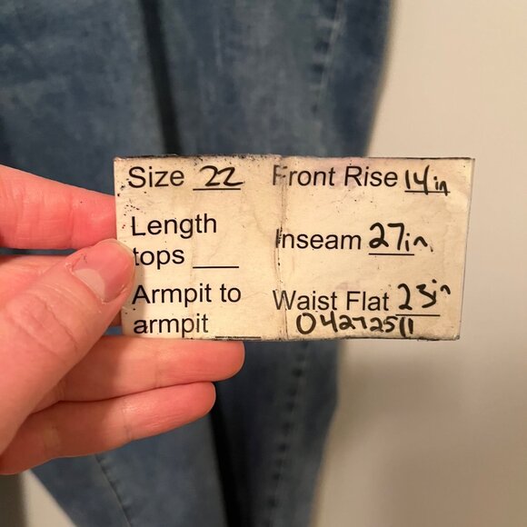 Universal Standard Katie High Rise Cross Over tapered leg jean 22 - Picture 12 of 13